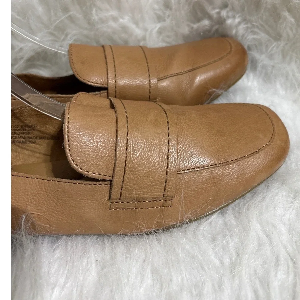 Born Tan Leather Penny Loafers Square Toe Slip On Flats Womens 8.5M BR0041102
